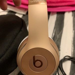 Wireless Beats limited edition